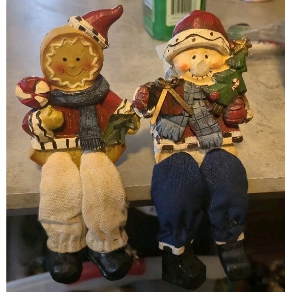 Vintage Snowmen And Gingerbread  Resin Shelf Sitters Set Of 2
